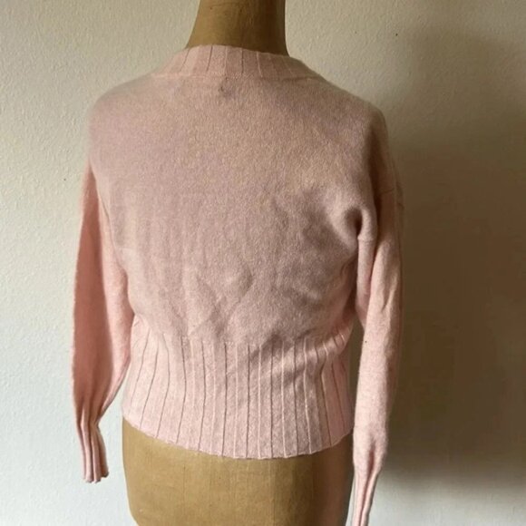Brodie S light pink cashmere sweater ribbed neckline and cuffs great condition - Picture 3 of 8